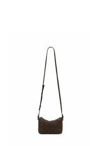 Brązowa pikowana torba na ramię z długim regulowanym paskiem, wyposażona w zamknięcie na zamek u góry oraz miękką teksturę.