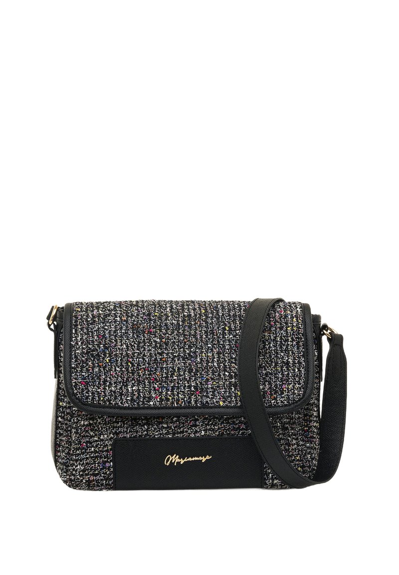 Schwarze und mehrfarbige gewebte Textilkuriertasche mit Klappenverschluss, goldenen Beschlägen und einem schwarzen Lederakzent am Boden.