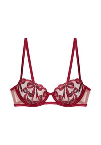 Rød broderet bh med gennemsigtige skåle, der pryder bue-mønstre og satin-stropper. Støtte fra underwire og en glat tekstur forbedrer designet.