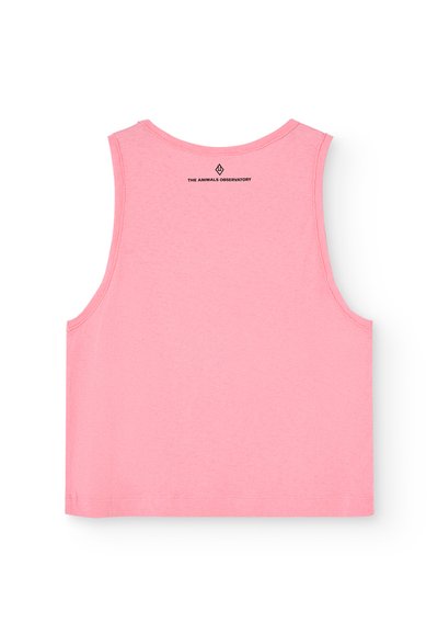 Top sin mangas de algodón en color rosa claro. Presenta un escote redondo y un dobladillo recto. Logo impreso en negro en la parte superior de la espalda.