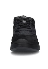 Scarpa sportiva nera con tomaia in tessuto testurizzato e dettagli in suede, chiusura con lacci e suola in gomma spessa.