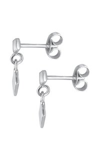 Sølv øreringe med en buet design og hængende trekantede accenter. Glat overflade, letvægtige og med en simpel post-back lukning.