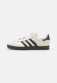 GAZELLE UNISEX - Sneakers - off white/utility black