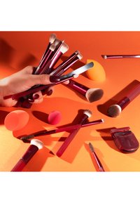 Real Techniques SOLAR POWER MOLTEN METALLIC EYE SET - Kwastenset
