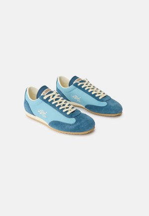 Converse, JOGGER UNISEX - Baskets basses - cameo blue/deep dive/brown