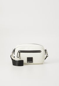 SOFT CAMERA - Ülerinna-kott - off white