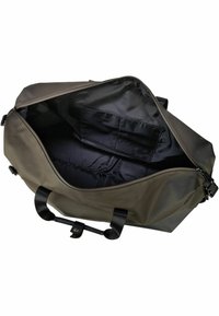 Olivgrön duffelväska med dragkedjestängning, texturerad yta och svart foder. Har hållbara handtag och ett innerfack.