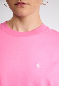 Carhartt WIP CHESTER - T-shirts - charm pink