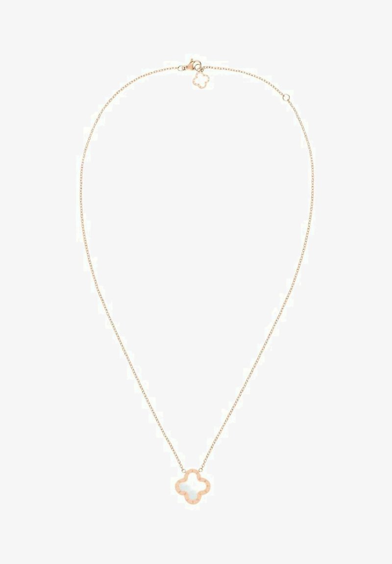 Collier en chaîne dorée mettant en avant un pendentif en forme de fleur avec un centre blanc, finition lisse et fermeture à clip à ressort.