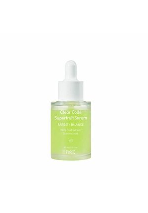 Klares Glas-Tropfflaschen mit hellgrünem Serum, beschriftet mit "Clear Code Superfruit Serum" mit Noni-Fruchtextrakt und Bernsteinsäure.