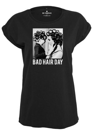 CLASSIC ROLL UP  BADHA - Print T-shirt - black