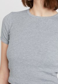 Topshop Triko s potiskem - grey