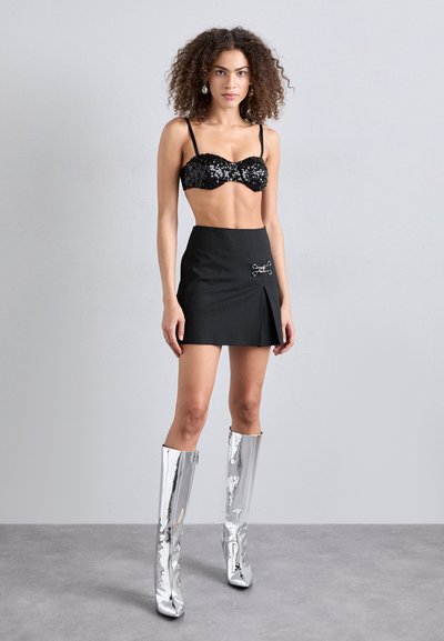 MOSCHINO STIVALE DONNA - Bottes - argento