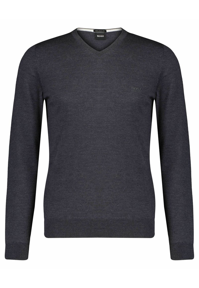 Mörkgrå V-ringad herrtröja i mjukt tyg. Långa ärmar med ribbad mudd och nederkant, med en liten logotyp på bröstet.