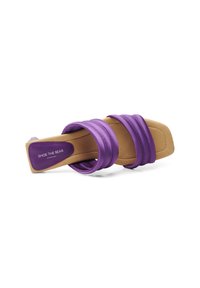 Shoe The Bear STB-SYLVI PADDED STRAP - Šľapky na opätku - violet satin