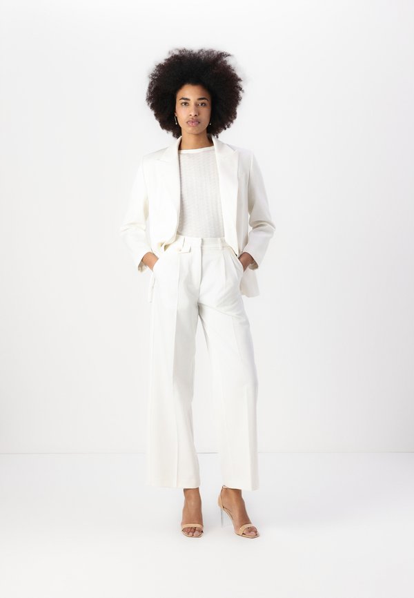 YANA TAILORED WIDE PANTS - Trousers2