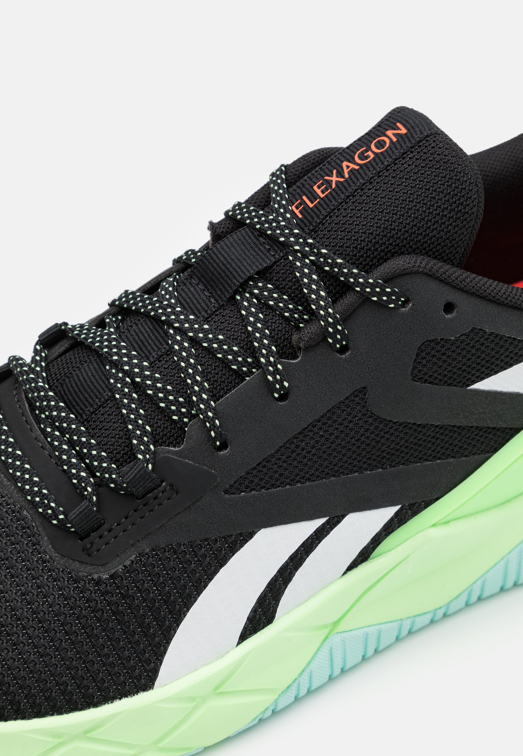 Reebok CIRCUIT TR - Zapatillas de entrenamiento - core black/neon  mint/negro - Zalando.es
