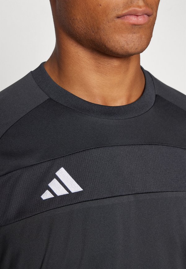 TIRO 25 ESSENTIALS - Sports T-shirt2