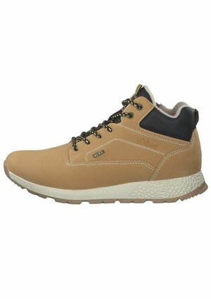 s.Oliver Zapatillas altas - corn