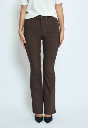 Ruske herringbone motiiviga püksid slim fit suuruses, millel on tõmblukk, kaks eesmist taskut ja sile kangas.