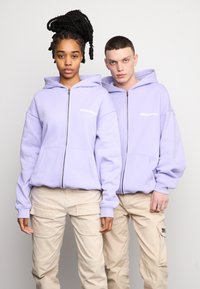 Multiply Apparel Mikina so zipsom - lavender