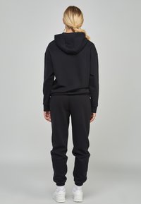 SIKSILK ESSENTIAL OVERHEAD  - Hoodie - black