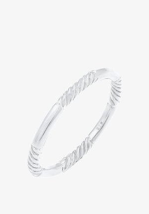 Pierścionek ze srebra sterlingowego o skręconym wzorze. Gładkie sekcje przeplatają się z teksturowanymi spiralami, z polerowanym wykończeniem i oznaczeniem "925".