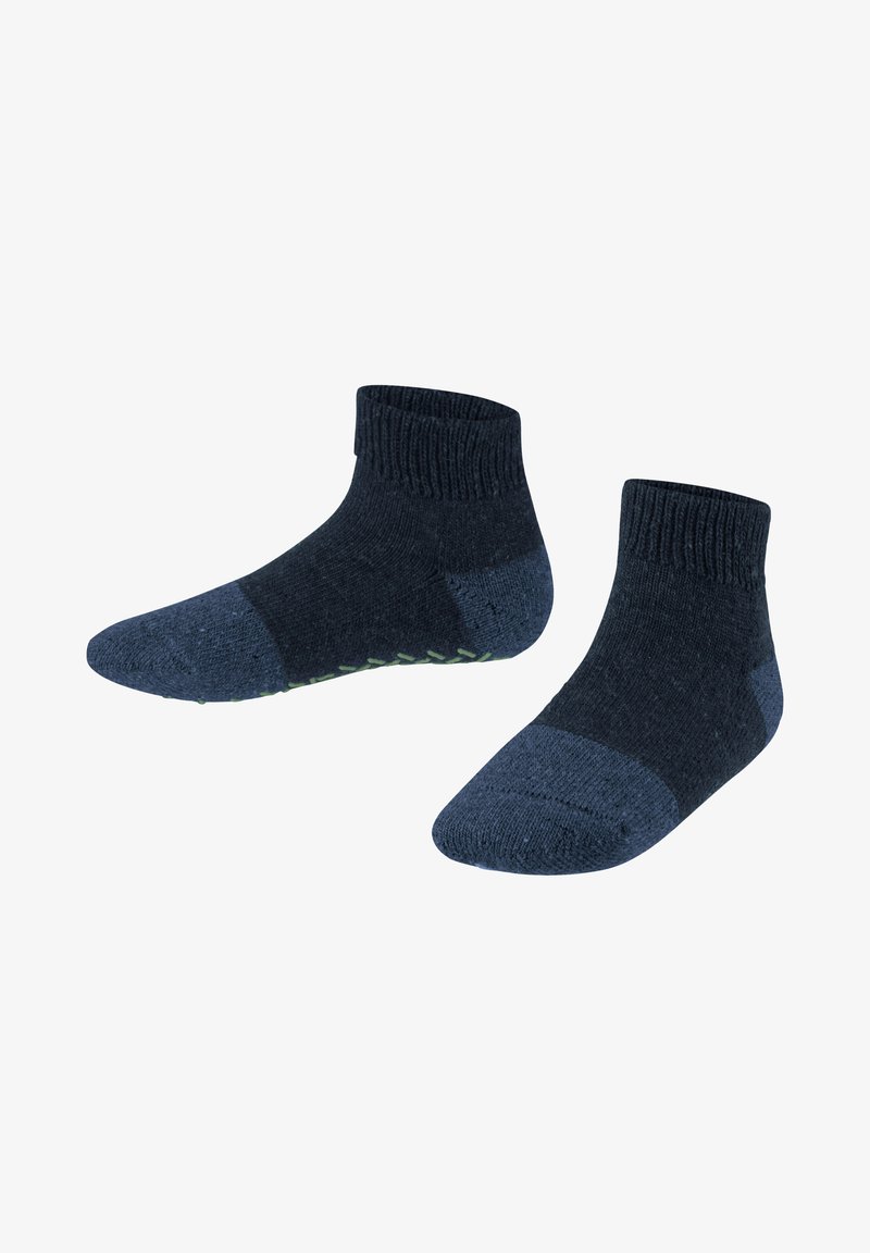 Chaussettes noires bleu marine à cheville avec des bords côtelés, sections contrastantes au niveau des orteils et du talon, surface texturée et points en caoutchouc antidérapants sur la semelle.