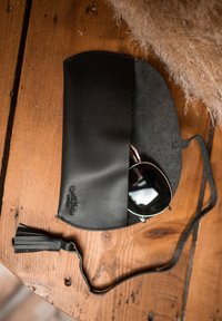 Gusti Leder VINCENT - Inne akcesoria