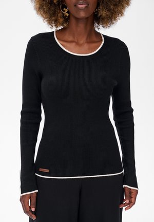 - Sweter