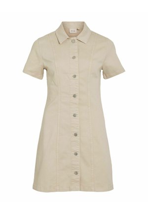 Robe beige à manches courtes avec boutons, col et détails de couture à l'avant, longueur genou, en tissu léger.