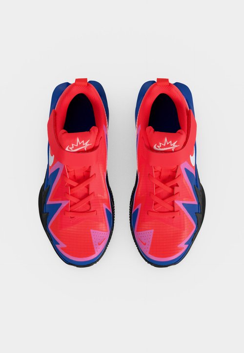 Nike ST DYNAMITE UNISEX - Zapatillas de baloncesto - bright crimson/white/game royal/black/playful pink — photo 5