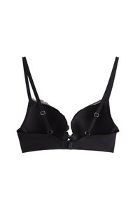 Reggiseno nero con coppe imbottite e pizzo. Presenta spalline regolabili e una chiusura a gancio sul retro. Texture liscia in tutto il capo.