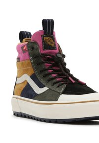 Vans SK HI MTE UNISEX - Kõrge servaga tossud - black