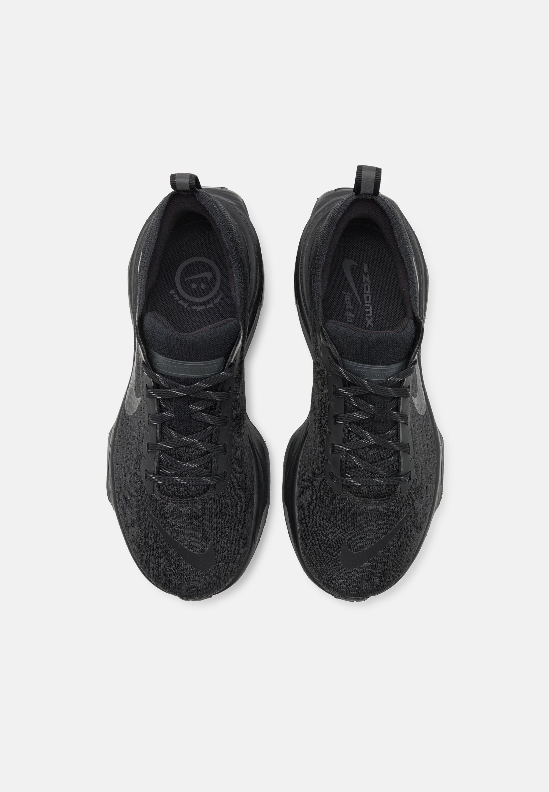 Nike Performance INVINCIBLE 3 - Pantofi de alergare pe asfalt