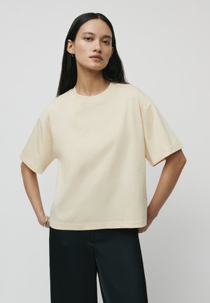 IVY OAK KYLA - Basic T-shirt - pale yellow