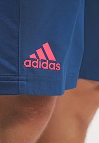 adidas Performance Pantalón corto de deporte - blue