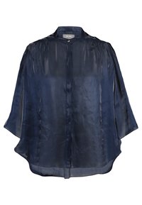 Blouse en soie bleu marine avec col, fermeture à boutons et manches amples et fluides. Présente une texture lisse et un ourlet arrondi.