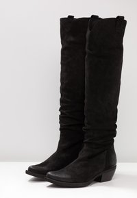 Felmini Botas mosqueteras - black