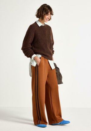 WIDE  - Bukser - brown