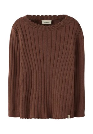 Pull en maille côtelée marron à manches longues et col rond, avec une petite étiquette de marque en tissu près de l'ourlet.