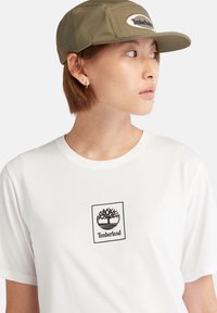 Timberland STACK LOGO REGULAR TEE - Tričko s potlačou - white