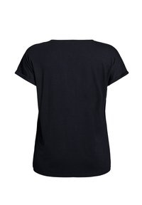 Svart kortärmad t-shirt med rund halsringning och avslappnad passform. Tillverkad av mjukt tyg med en slät textur. Baksidan visas.