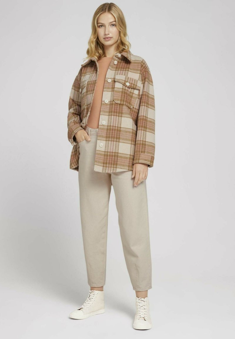 Damen Leichte Jacken | TOM TAILOR DENIM CHECKED OVERSHIRT Leichte Jacke camel rose check/braun - IZ51876 Damen Leichte Jacken | TOM TAILOR DENIM CHECKED OVERSHIRT Leichte Jacke camel rose check/braun - IZ51876