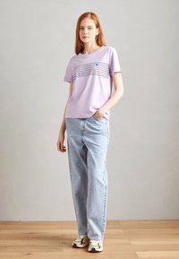 Esprit TEE - T-shirts print - lavender