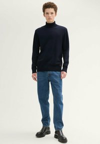 TOM TAILOR DENIM BASIC ROLLKRAGEN - Strickpullover - sky captain blue