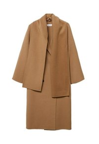 Manteau en laine brune à la silhouette ample, manches larges et écharpe amovible. Il possède une fermeture à bouton unique et une texture lisse.