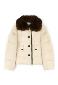 Giacca imbottita color crema con colletto in ecopelliccia marrone, chiusura con zip e quattro bottoni neri decorativi. Presenta un tessuto strutturato e due tasche frontali.