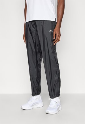 TRAILWIND - Παντελόνι φόρμας - black/summit white