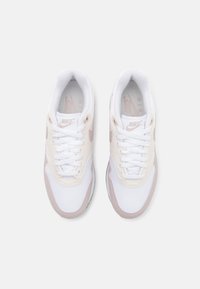 Thumbnail Image 8